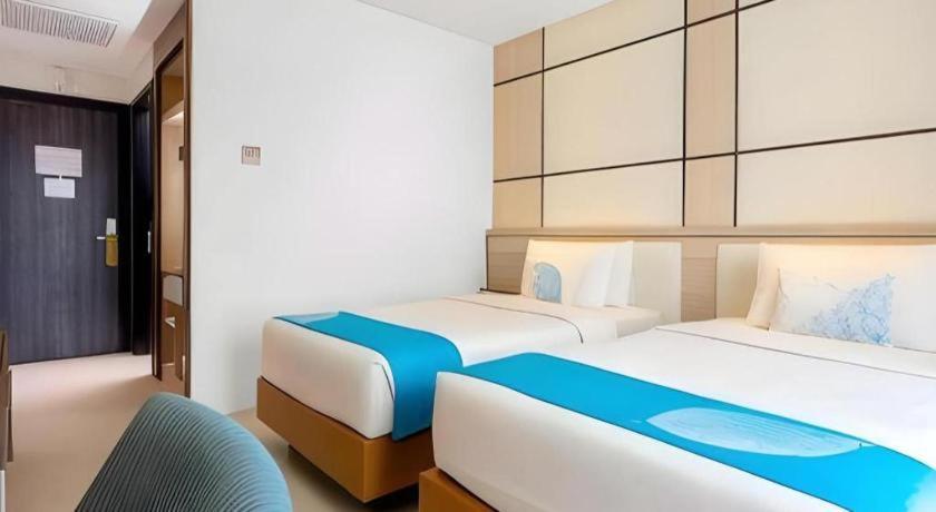 Java Lotus Hotel Jember Exterior photo